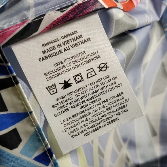 NWT Nike Womens Workout Windbreaker Crop Floral Jacket Hoodie Large - Picture 6 of 9